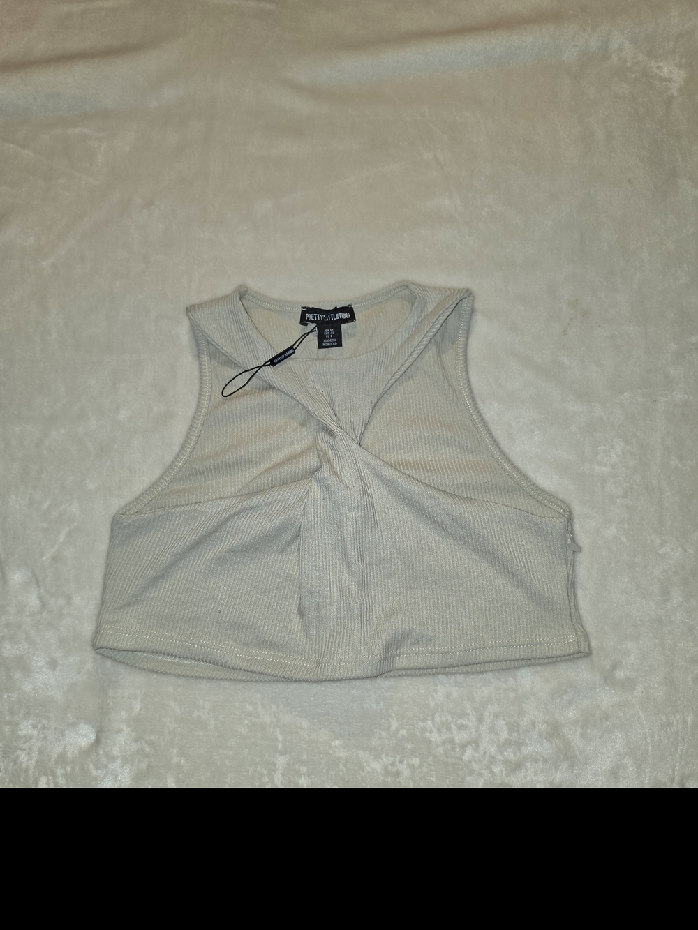 PrettyLittleThing Cream Twist-Front Ribbed Crop Tank Top